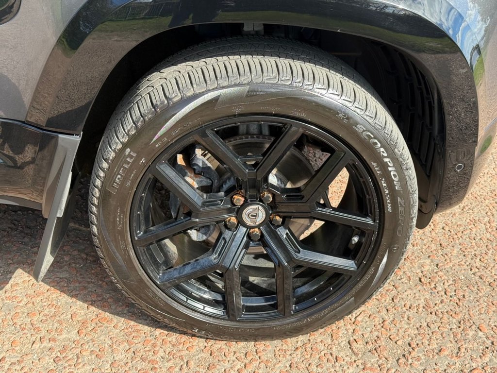 Used Land Rover Defender 2024 for sale - 78097021: Photo 8