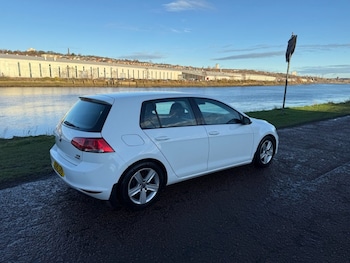 Used Volkswagen Golf 2015 for sale - 77187923: Photo