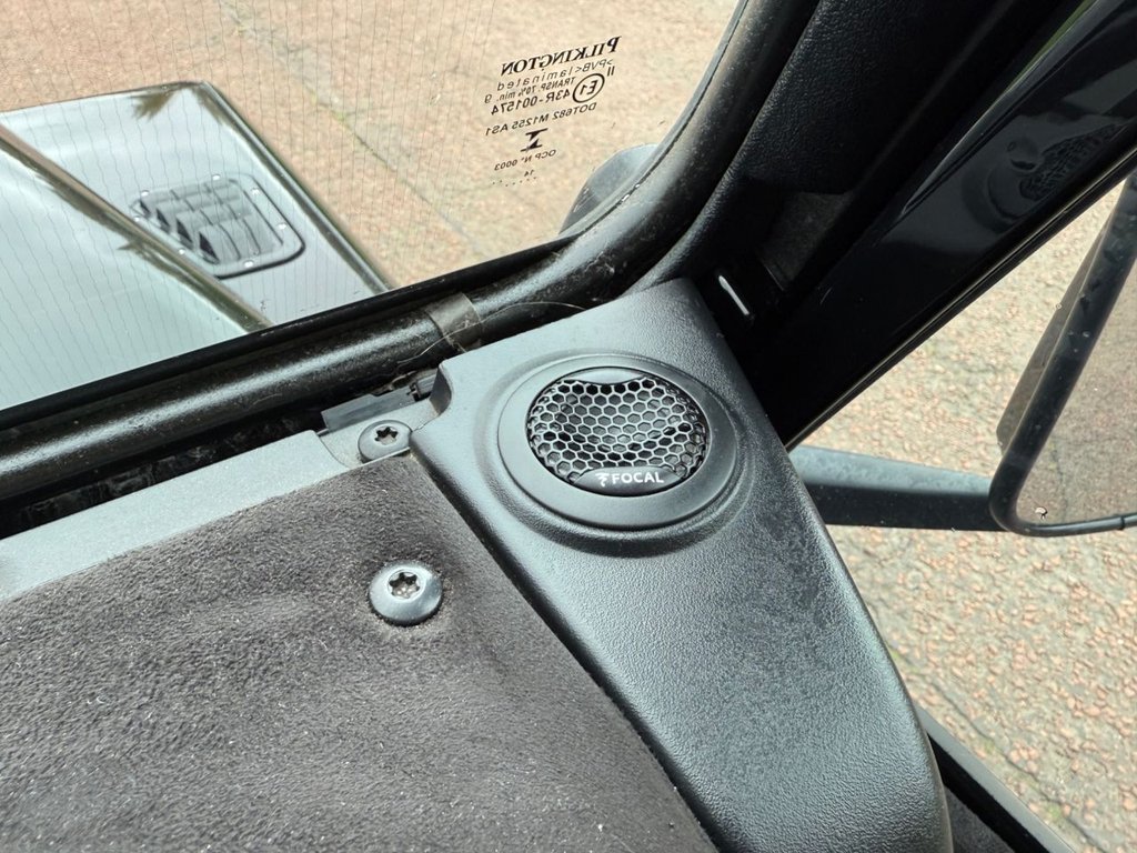 Used Land Rover Defender 2014 for sale - 77383526: Photo 25