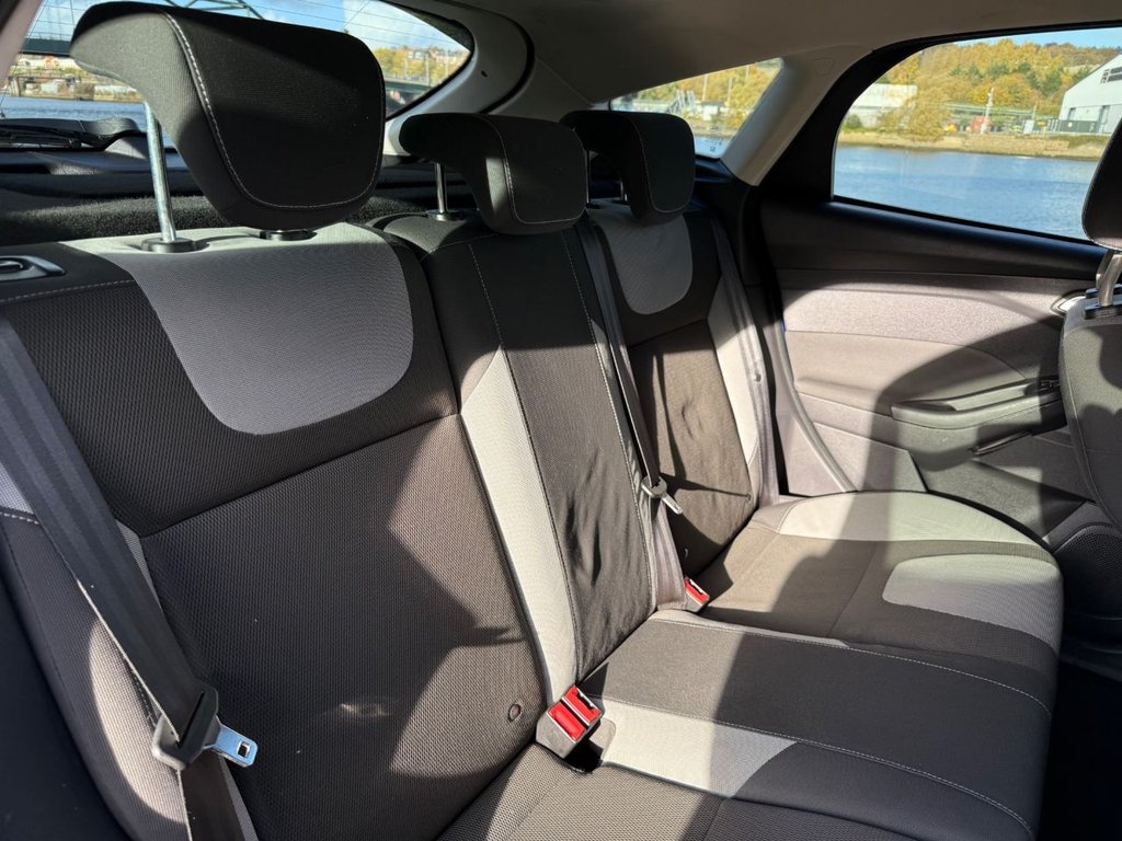 Used Ford Focus 2013 for sale - 76439377: Photo 12