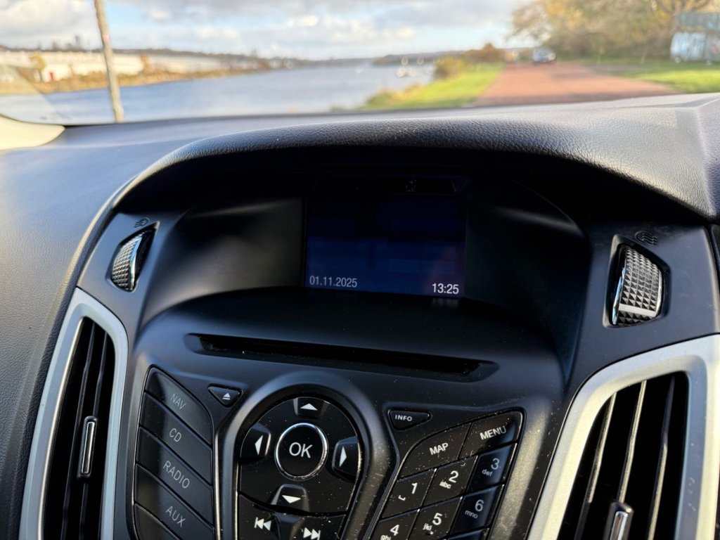 Used Ford Focus 2013 for sale - 76439377: Photo 16