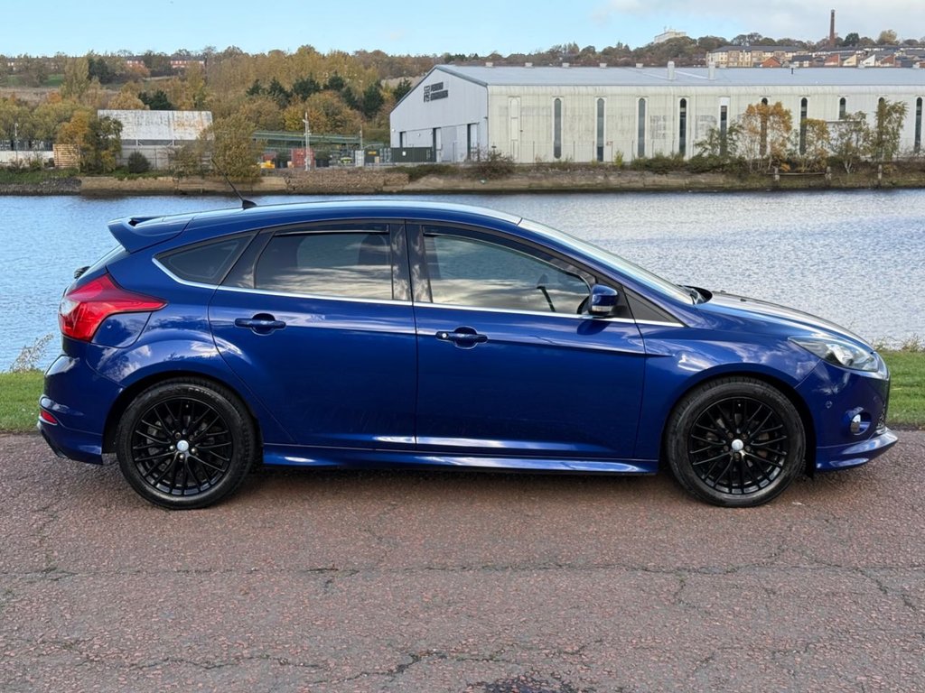 Used Ford Focus 2013 for sale - 76439377: Photo 3