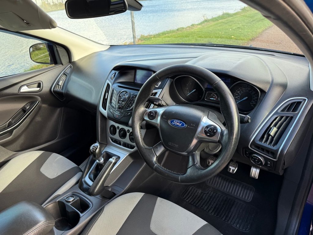 Used Ford Focus 2013 for sale - 76439377: Photo 9