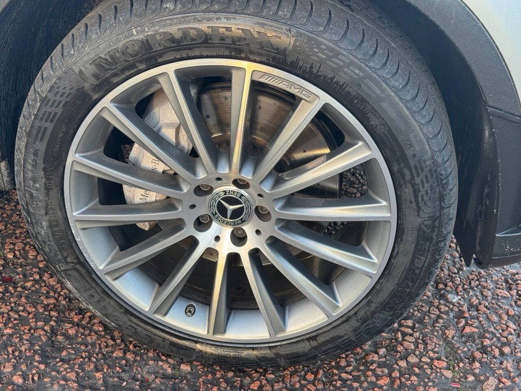 Used Mercedes-Benz GLC 2019 for sale - 76797885: Photo 12