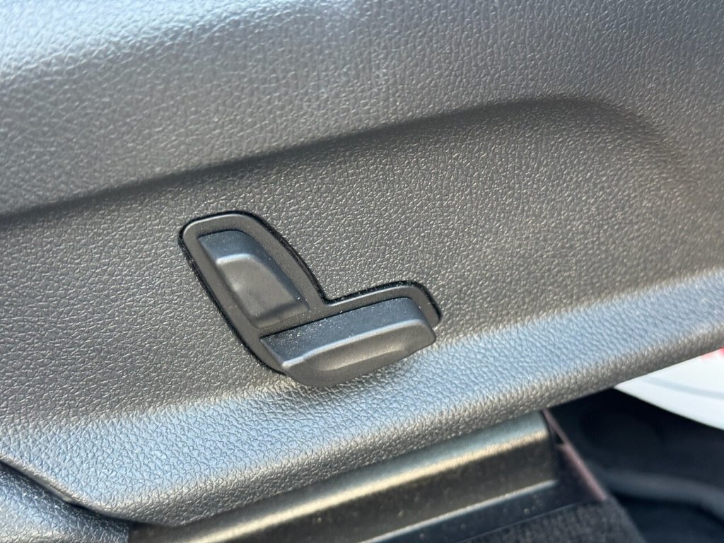 Used Mercedes-Benz GLC 2019 for sale - 76797885: Photo 21