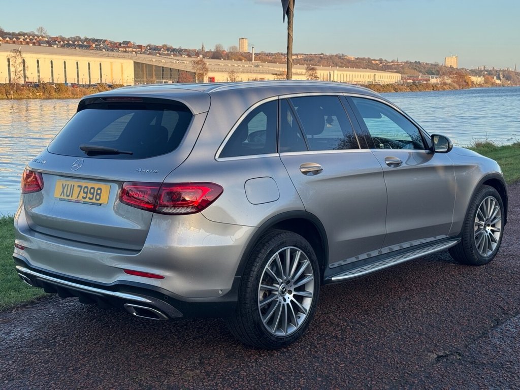 Used Mercedes-Benz GLC 2019 for sale - 76797885: Photo 4