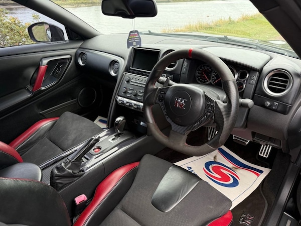 Used Nissan GT-R 2009 for sale - 75619634: Photo 9