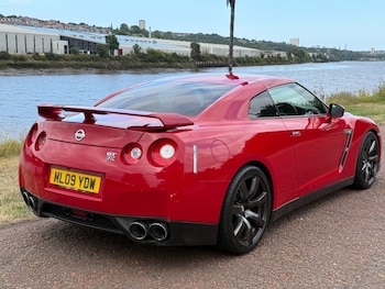 Used Nissan GT-R 2009 for sale - 79305636: Photo