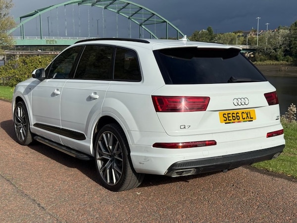 Used Audi Q7 2017 for sale - 76223155: Photo 28