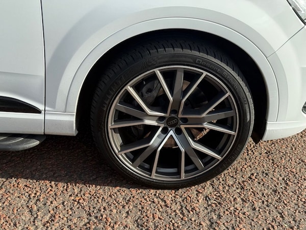Used Audi Q7 2017 for sale - 76223155: Photo 8