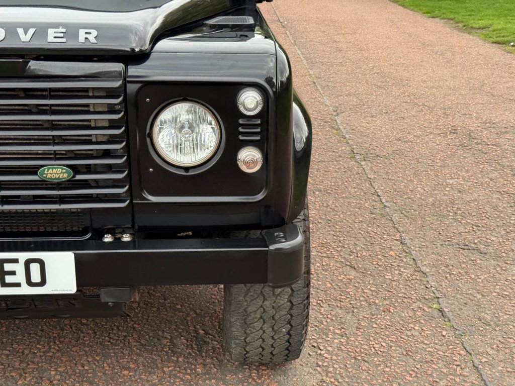 Used Land Rover Defender 2009 for sale - 76496083: Photo 26