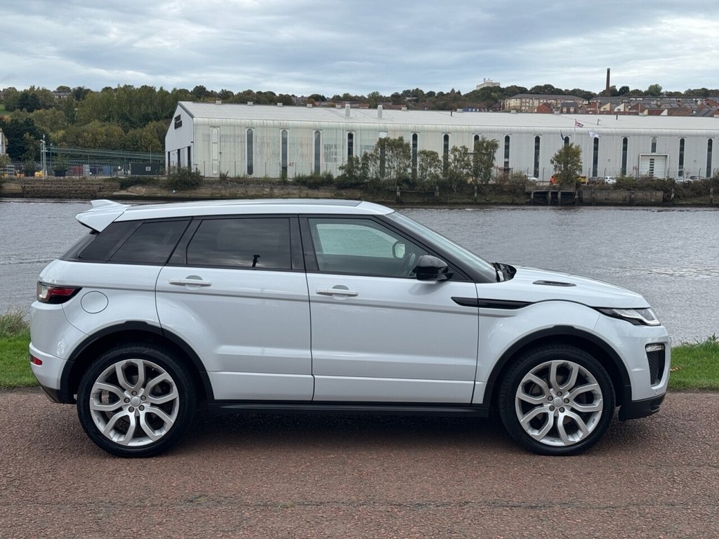 Used Land Rover Range Rover Evoque 2017 for sale - 76223822: Photo 3