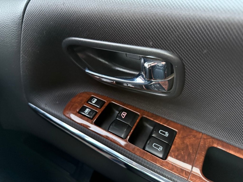 Used Nissan Elgrand 2025 for sale - 76910134: Photo 26