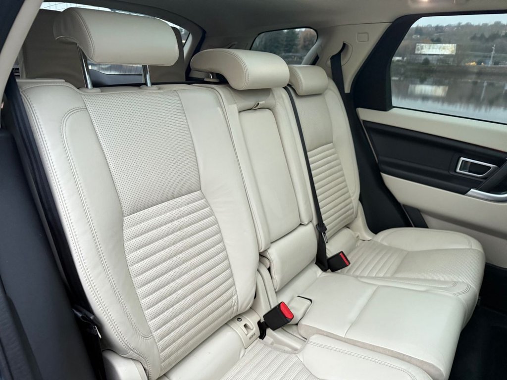 Used Land Rover Discovery Sport 2015 for sale - 77249808: Photo 12