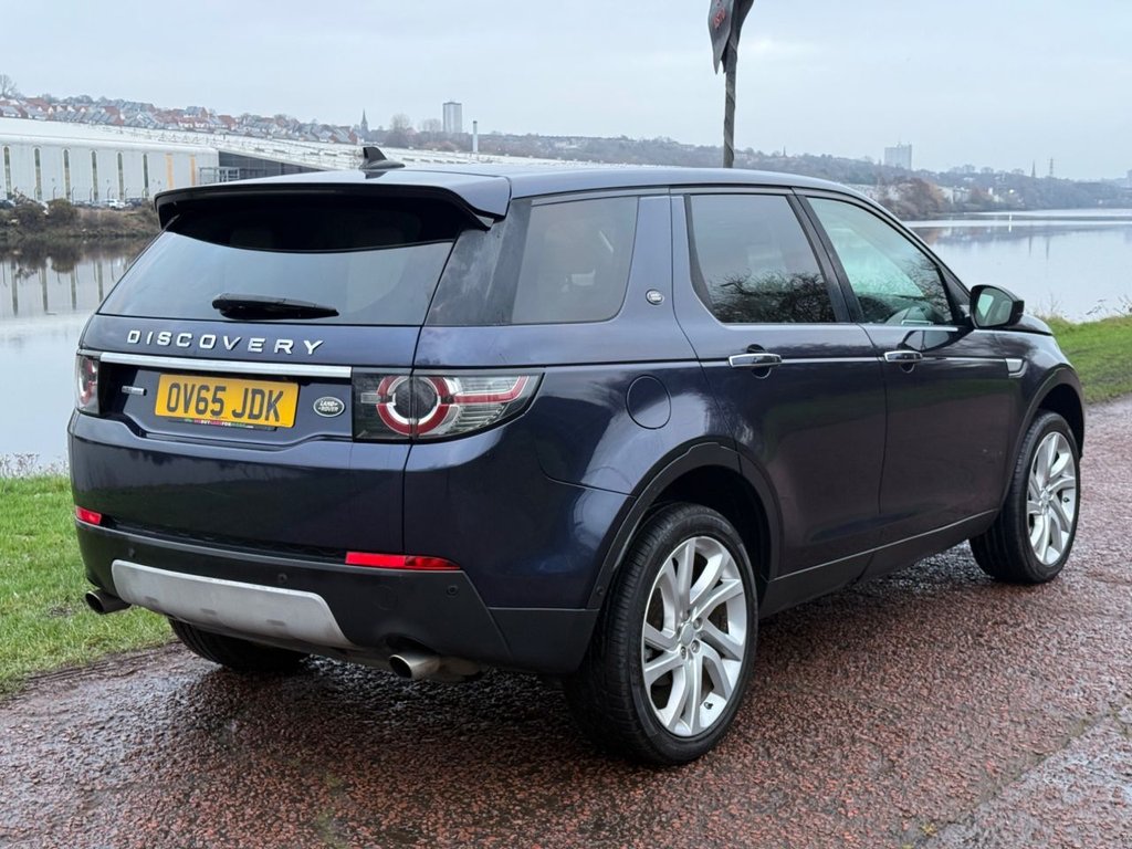 Used Land Rover Discovery Sport 2015 for sale - 77249808: Photo 4