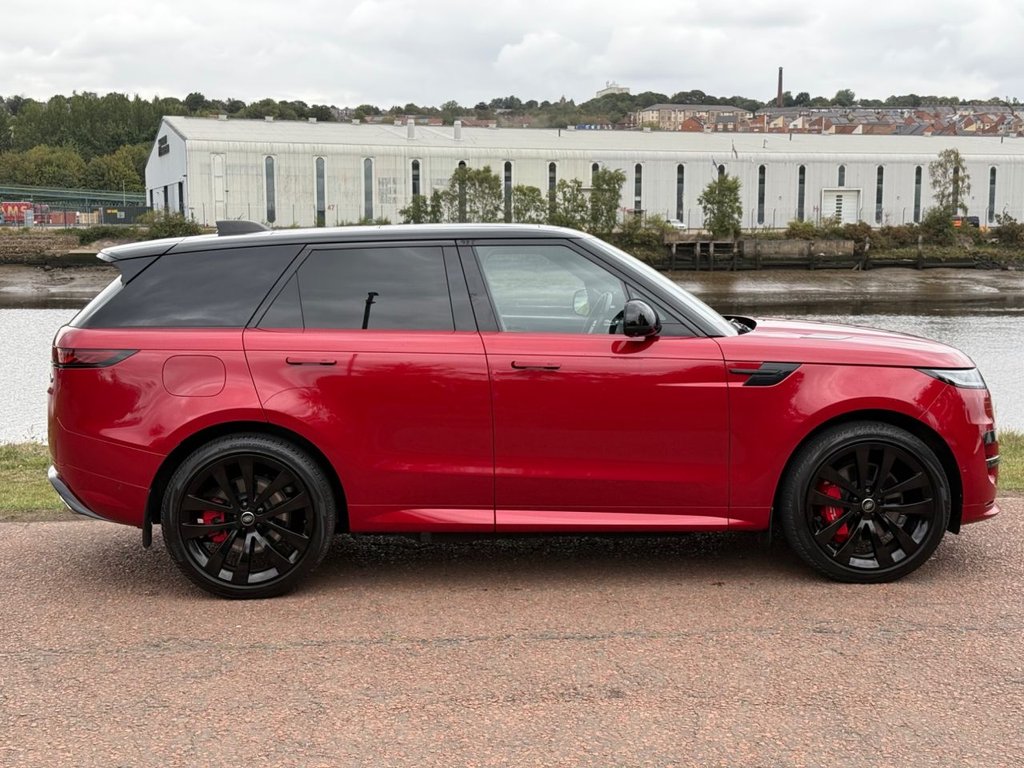 Used Land Rover Range Rover Sport 2023 for sale - 76386157: Photo 3