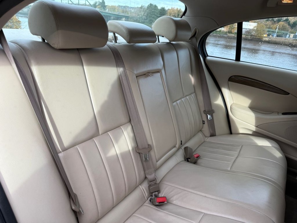 Used Jaguar S-Type 2004 for sale - 76527102: Photo 12