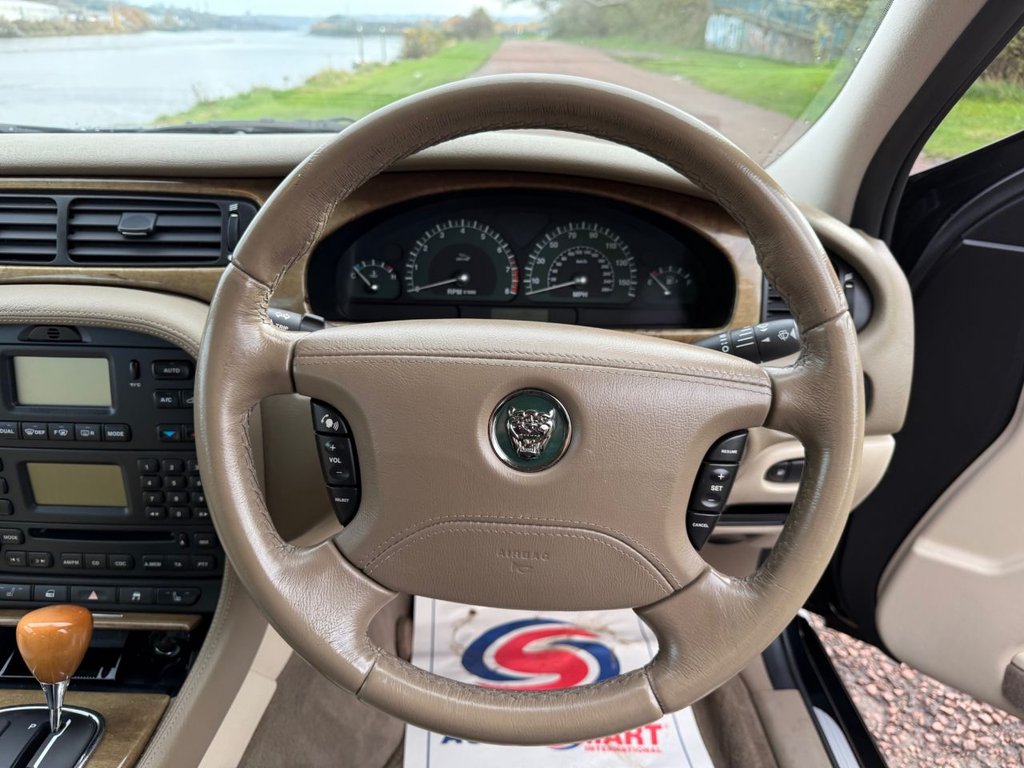 Used Jaguar S-Type 2004 for sale - 76527102: Photo 14