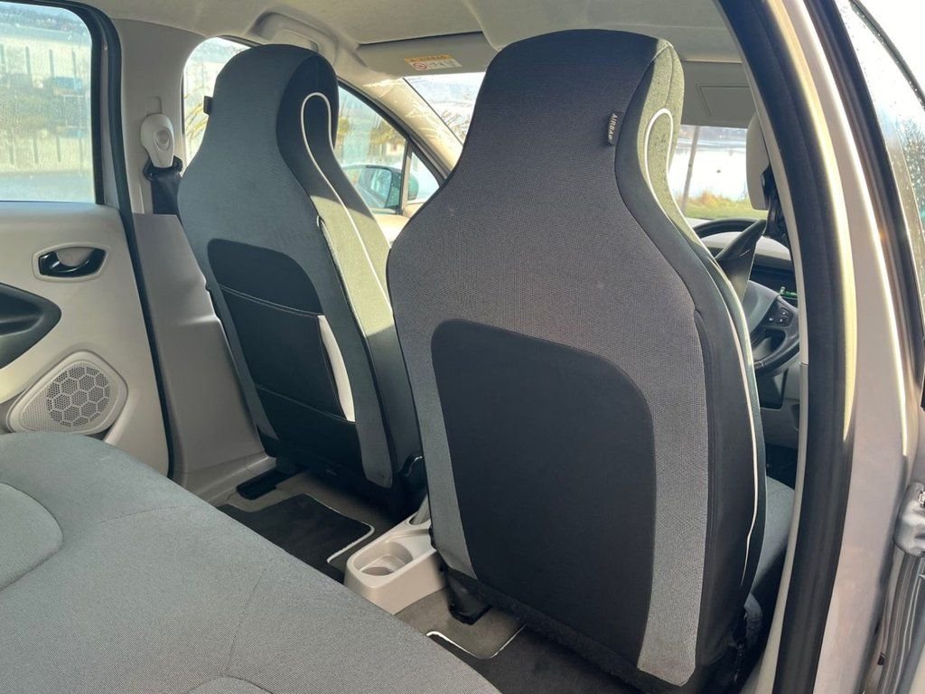 Used Renault Zoe 2015 for sale - 78134325: Photo 13