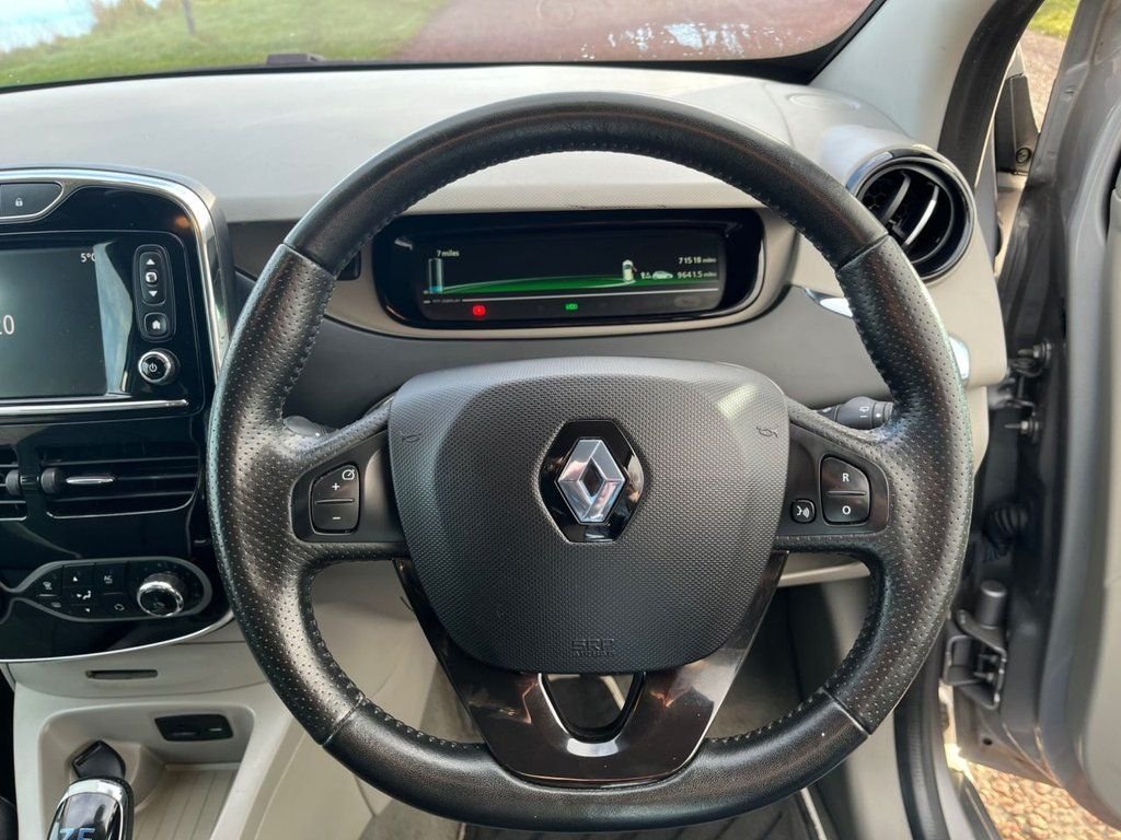 Used Renault Zoe 2015 for sale - 78134325: Photo 14