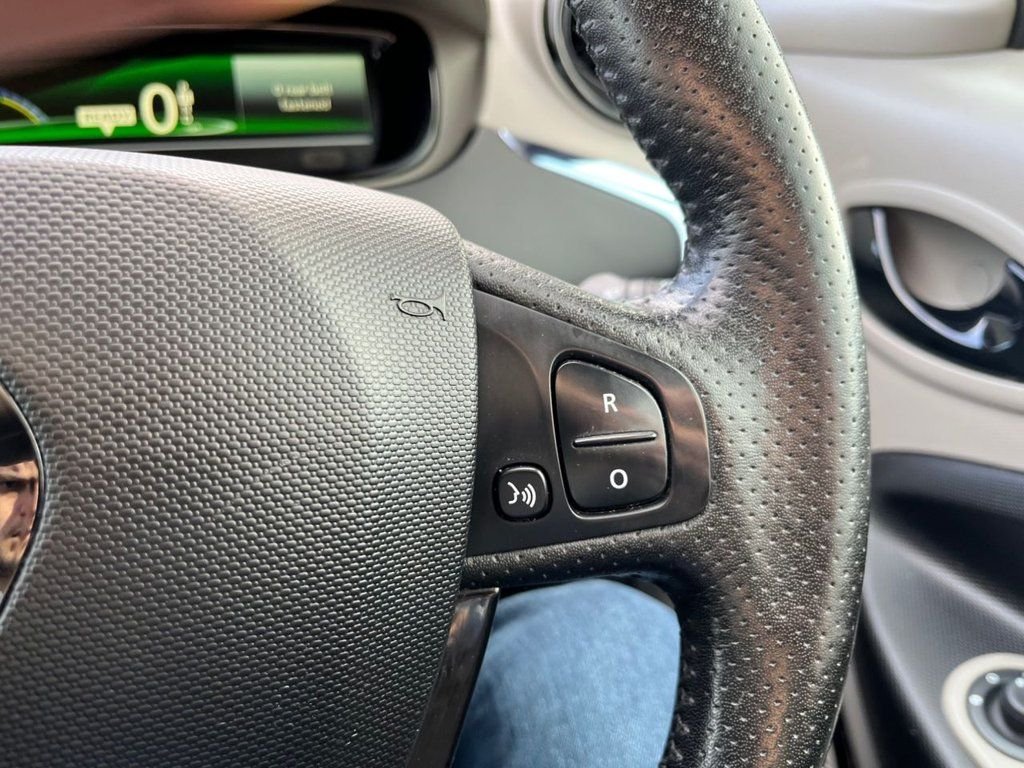 Used Renault Zoe 2015 for sale - 78134325: Photo 22