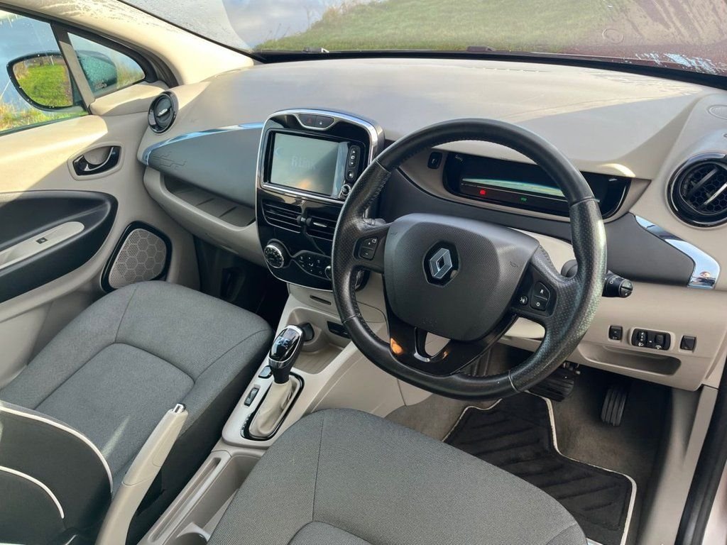 Used Renault Zoe 2015 for sale - 78134325: Photo 9