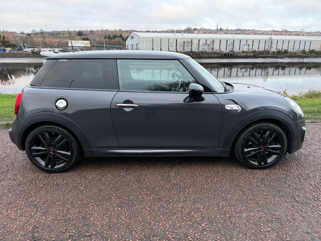 Used MINI Hatch 2019 for sale - 77056395: Photo 5