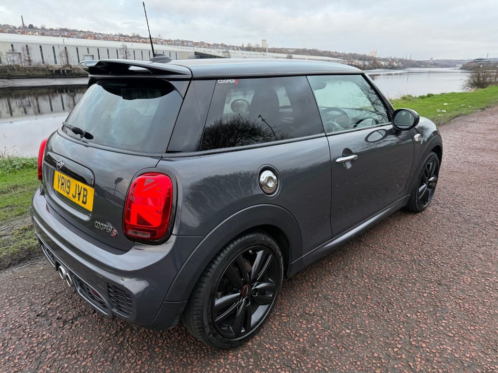 Used MINI Hatch 2019 for sale - 77056395: Photo 6
