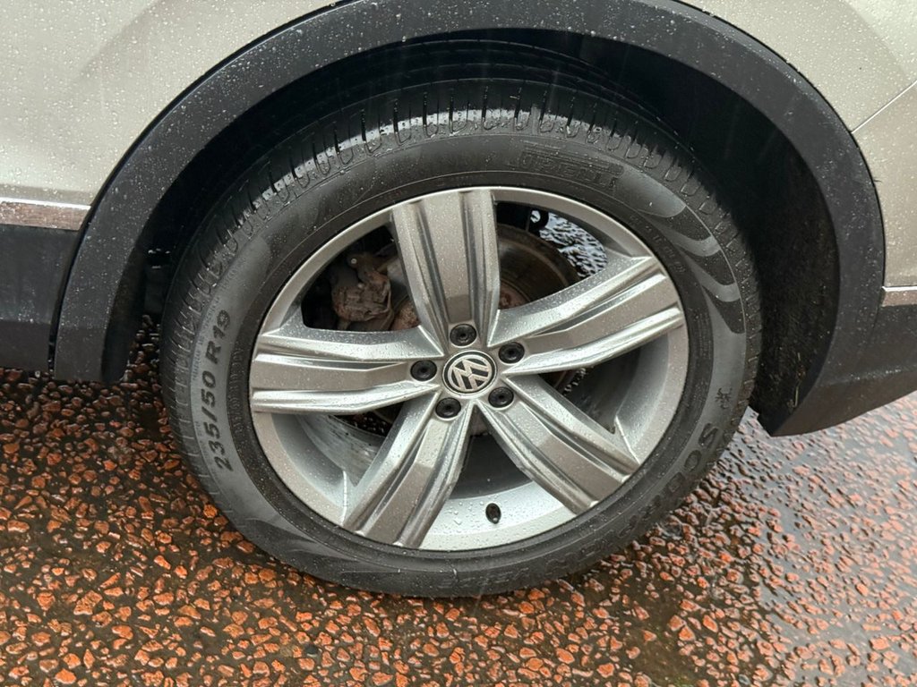 Used Volkswagen Tiguan 2017 for sale - 76900825: Photo 36