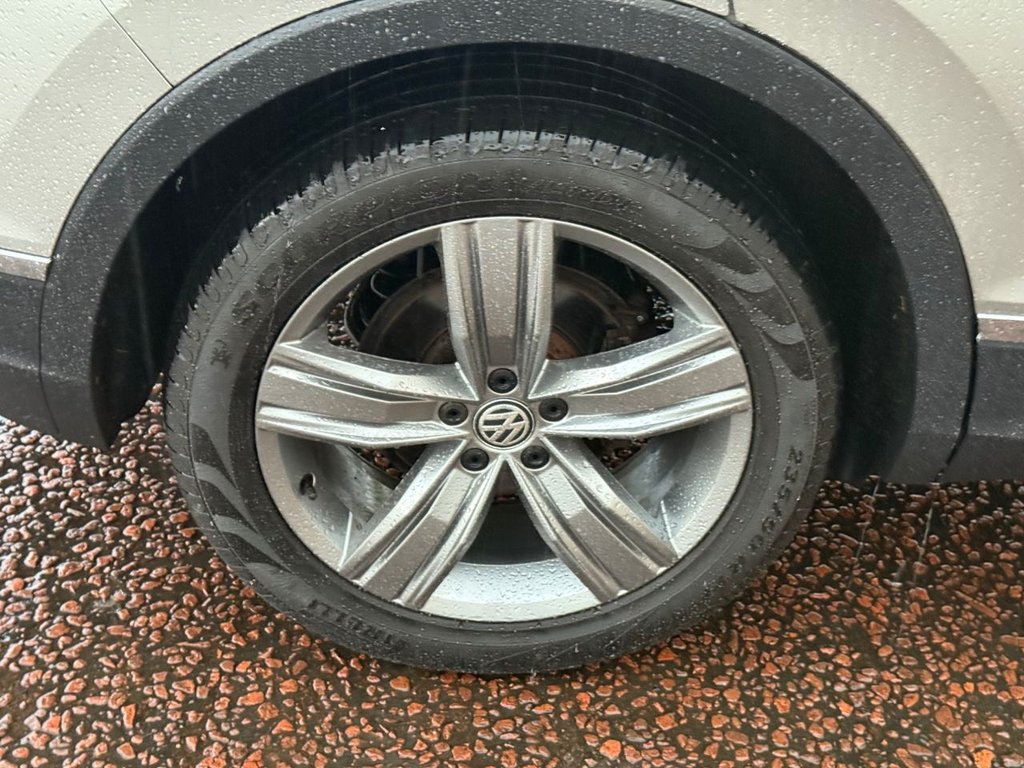 Used Volkswagen Tiguan 2017 for sale - 76900825: Photo 7