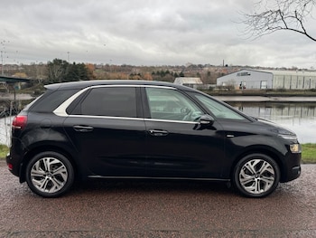 Used Citroen C4 Picasso 2013 for sale - 77056345: Photo