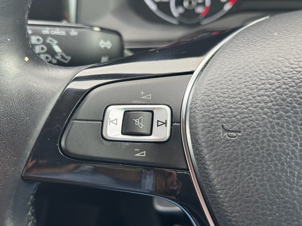 Used Volkswagen Polo 2019 for sale - 76909785: Photo 20