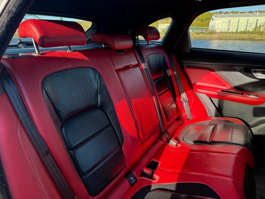 Used Jaguar F-Pace 2016 for sale - 76380033: Photo 12