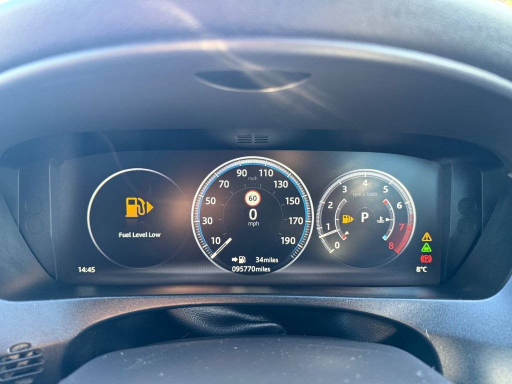 Used Jaguar F-Pace 2016 for sale - 76380033: Photo 14