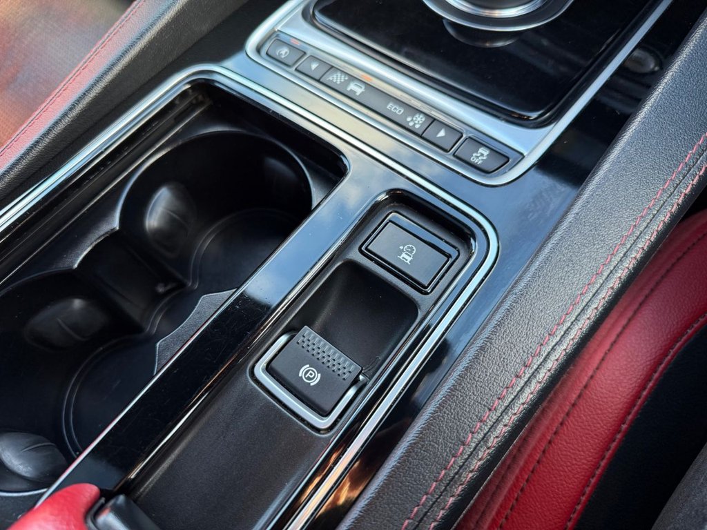 Used Jaguar F-Pace 2016 for sale - 76380033: Photo 21