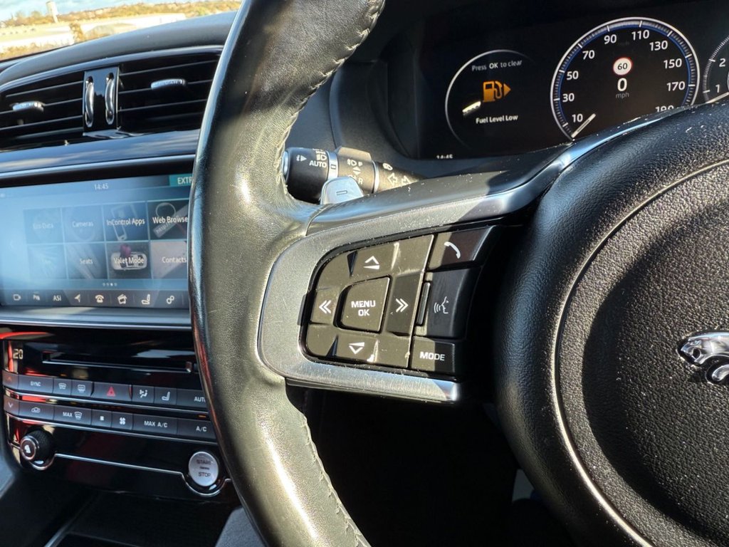 Used Jaguar F-Pace 2016 for sale - 76380033: Photo 22