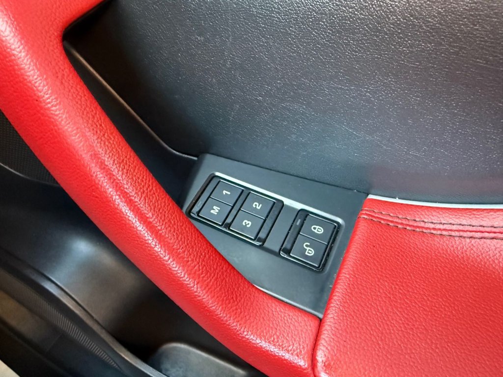 Used Jaguar F-Pace 2016 for sale - 76380033: Photo 26