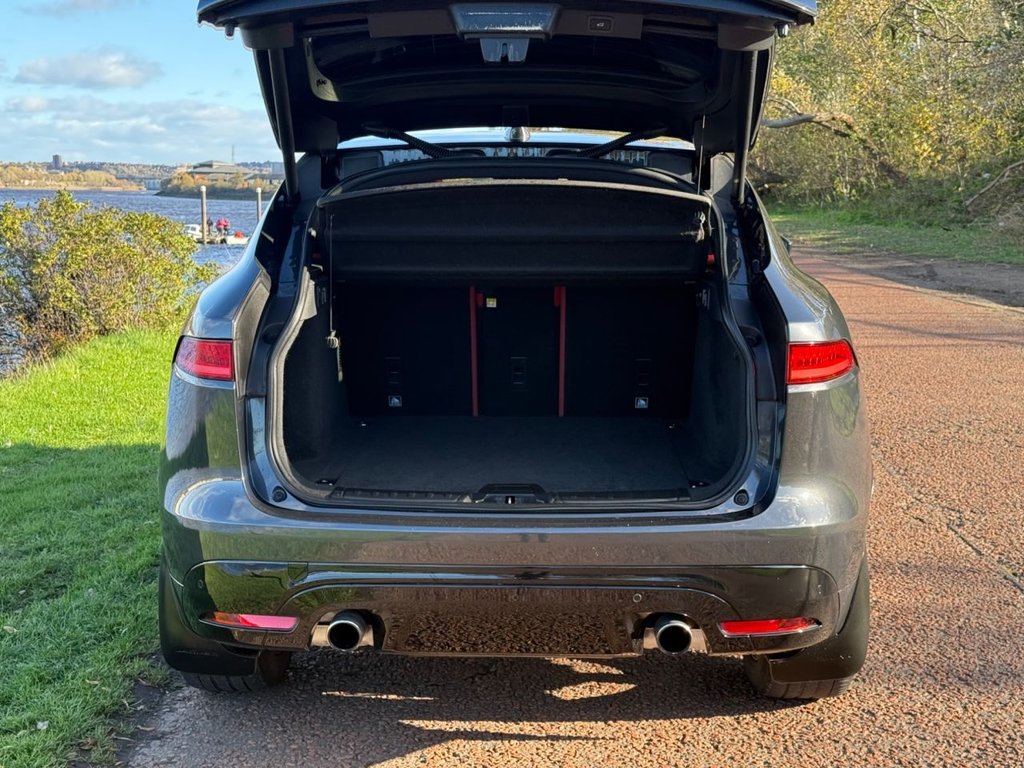 Used Jaguar F-Pace 2016 for sale - 76380033: Photo 6