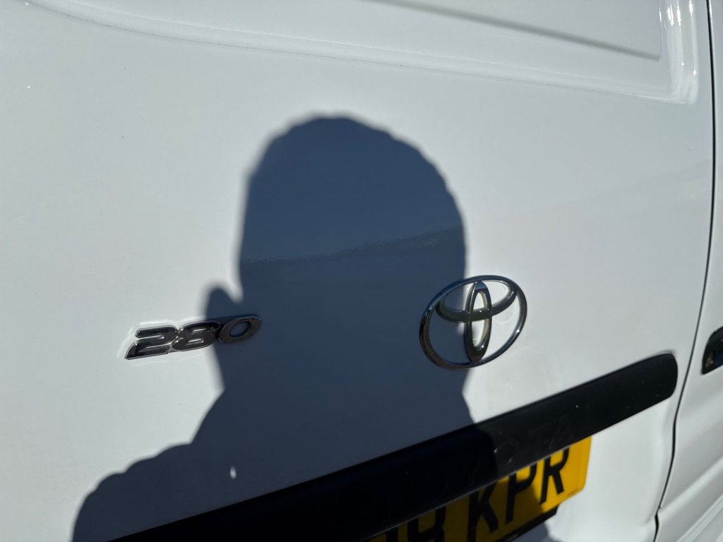 Used Toyota HiAce 2008 for sale - 76028927: Photo 11