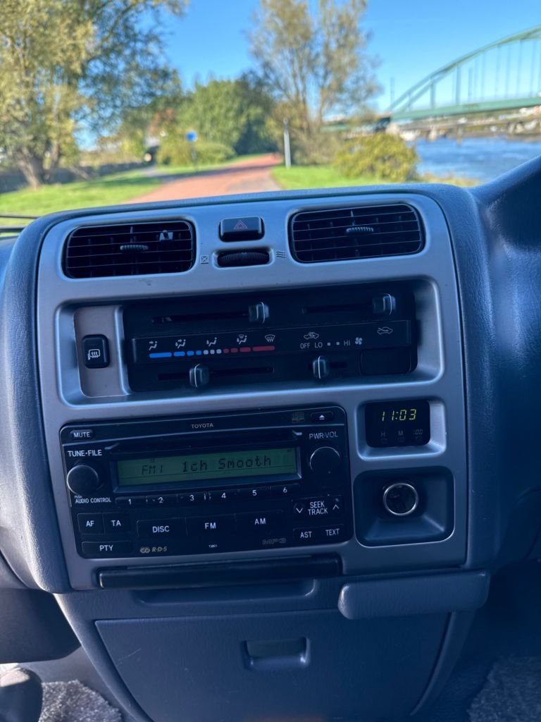 Used Toyota HiAce 2008 for sale - 76028927: Photo 15