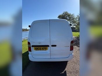 Used Toyota HiAce 2008 for sale - 76028927: Photo