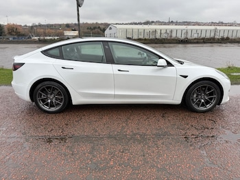 Used Tesla Model 3 2021 for sale - 77166001: Photo