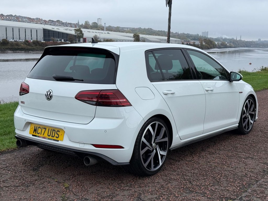 Used Volkswagen Golf 2017 for sale - 76323753: Photo 4