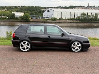 Used Volkswagen Golf 1996 for sale - 79574286: Photo