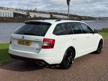 Used Skoda Octavia 2017 for sale - 76228907: Photo 4
