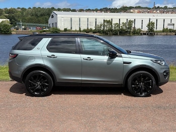 Used Land Rover Discovery Sport 2016 for sale - 78887016: Photo