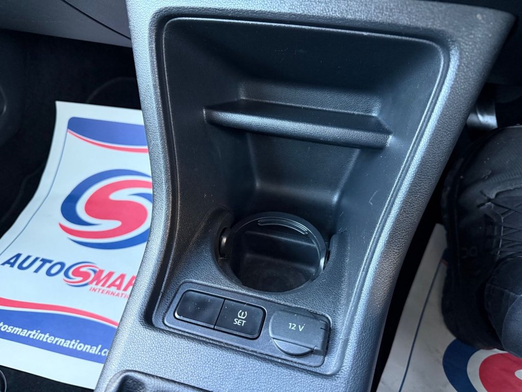 Used Volkswagen up! 2017 for sale - 77096400: Photo 17