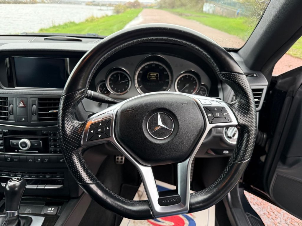 Used Mercedes-Benz E Class 2011 for sale - 77582991: Photo 12