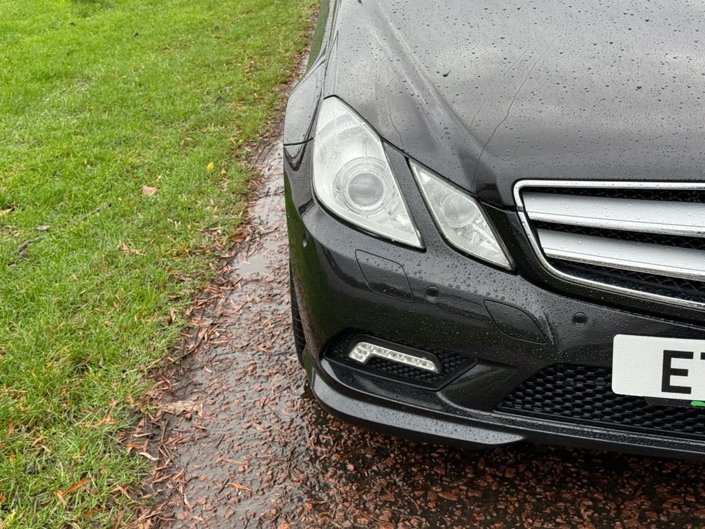 Used Mercedes-Benz E Class 2011 for sale - 77582991: Photo 31