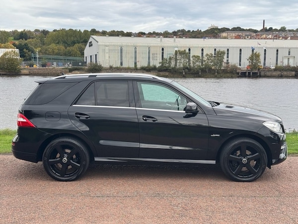 Used Mercedes-Benz M-Class 2012 for sale - 76203190: Photo 3